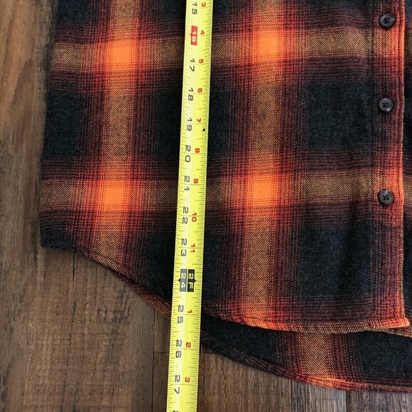 Old Navy Boyfriend Shirt Flannel Swiftie Evermore Size Medium Orange Black Plaid - Picture 10 of 16